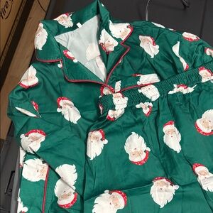 Green Santa Print Pajama Short Set